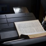 Qidenus Robotic Book Scan
